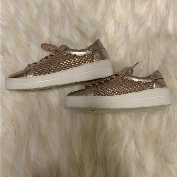 Women Steven Madden Sneakers size 8 - Picture 4 of 4